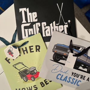 Gift Bags for Dad!  (Set of 3 / new)‎